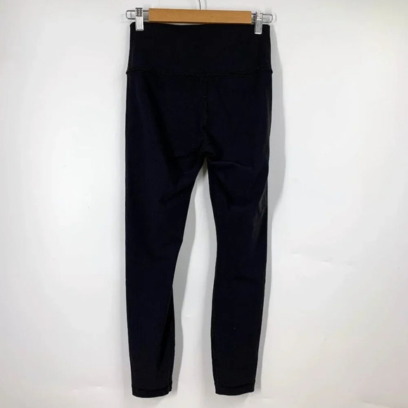 Lululemon Women's Cropped Low Rise Stretch Athletic Outdoor Leggings SIze 4 - Picture 2 of 10